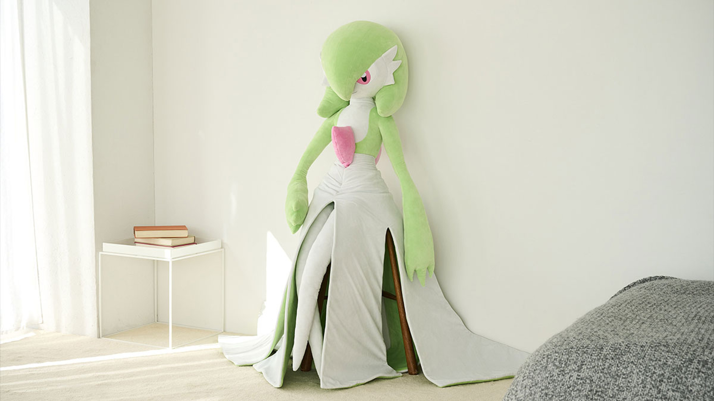 peluche-gardevoir-pokemon-malaisant-mignon-debat-fan