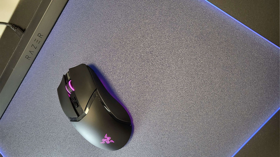 Test Firefly V2 Pro de Razer : un tapis pour les amateurs de RGB