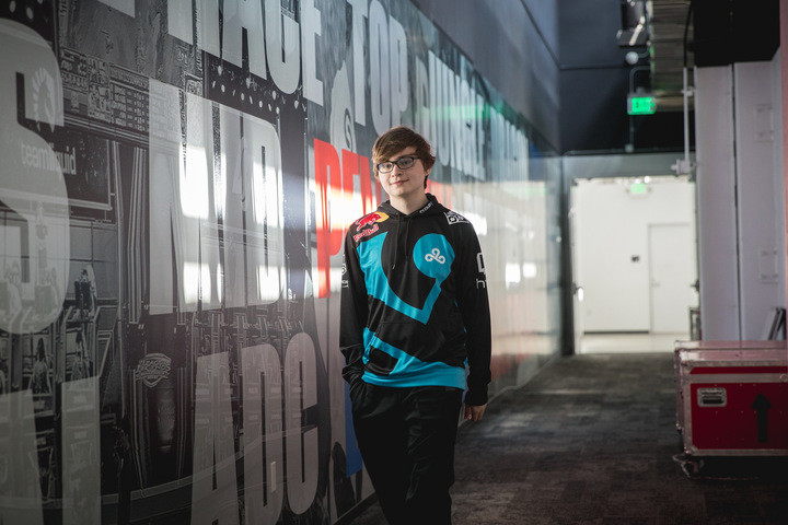 C9 Sneaky va participer à ses 6e Worlds