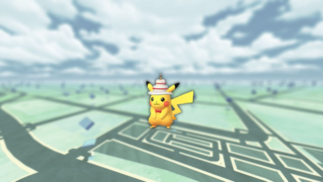 Pikachu (shiny) coiffé d’un gâteau dans les Heures de Pokémon Vedette sur Pokémon GO