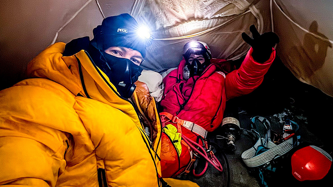 Est-ce qu'Inoxtag a atteint le sommet de l'Everest sain et sauf ?